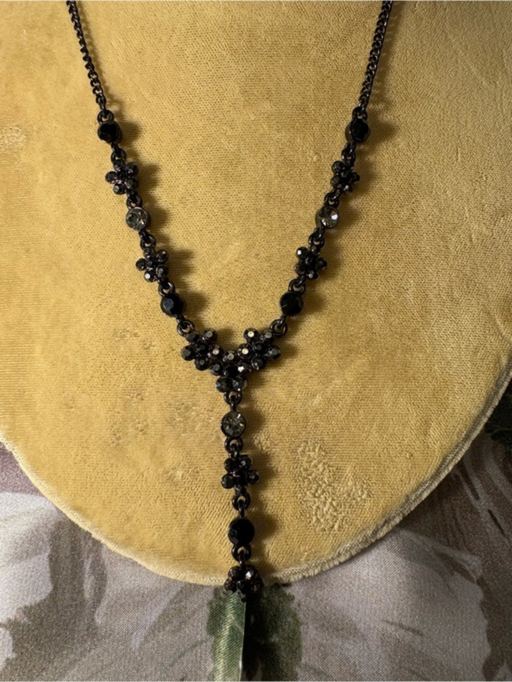 Black Crystal Lariat Necklace - Women Jewelry